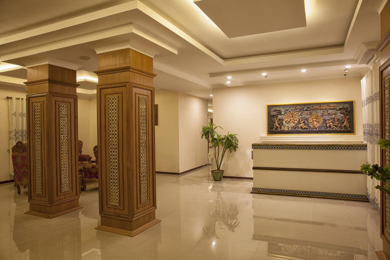 The Hotel Emperor-Inle Nyaung Shwe Exterior photo